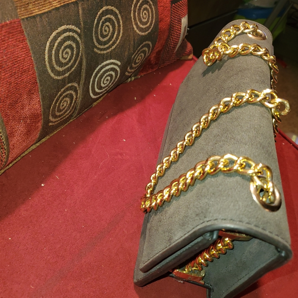 Purse - Picture 2 of 7